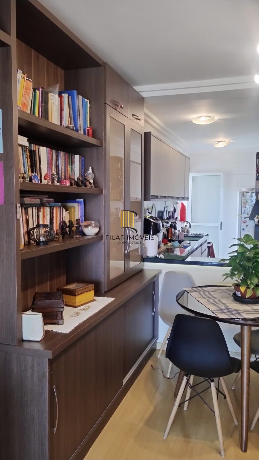 EXCELENTE, ApTº 3 Dormitórios, 1 Suíte, 2 vagas, no centro, São Leopoldo. Preço Baixo