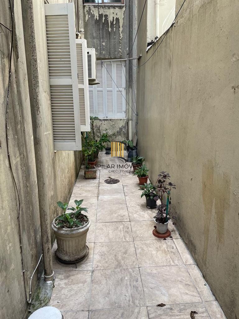 Apartamento para Venda - 95m², 2 dormitórios, Cidade Baixa