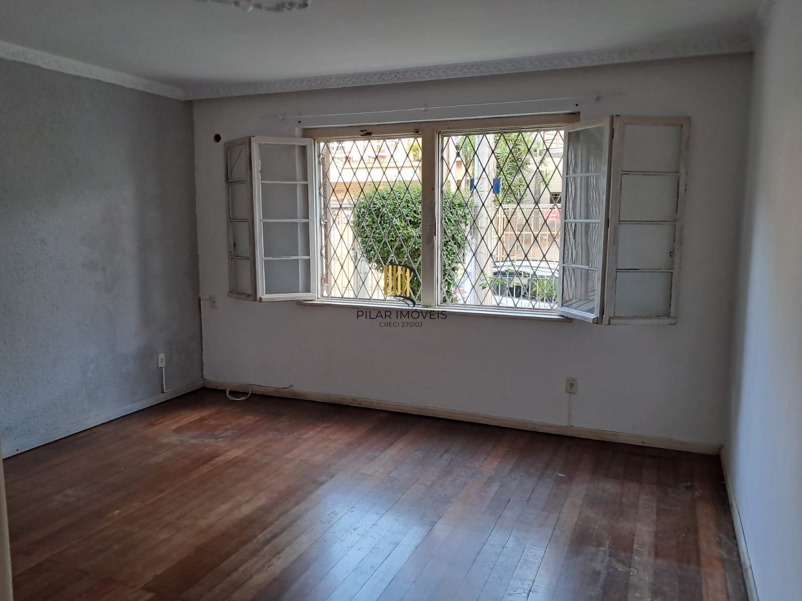 2D Térreo com dependência externa e pátio.  67,45m² Auxiliadora - Preço convidativo! - Pilar Imóveis