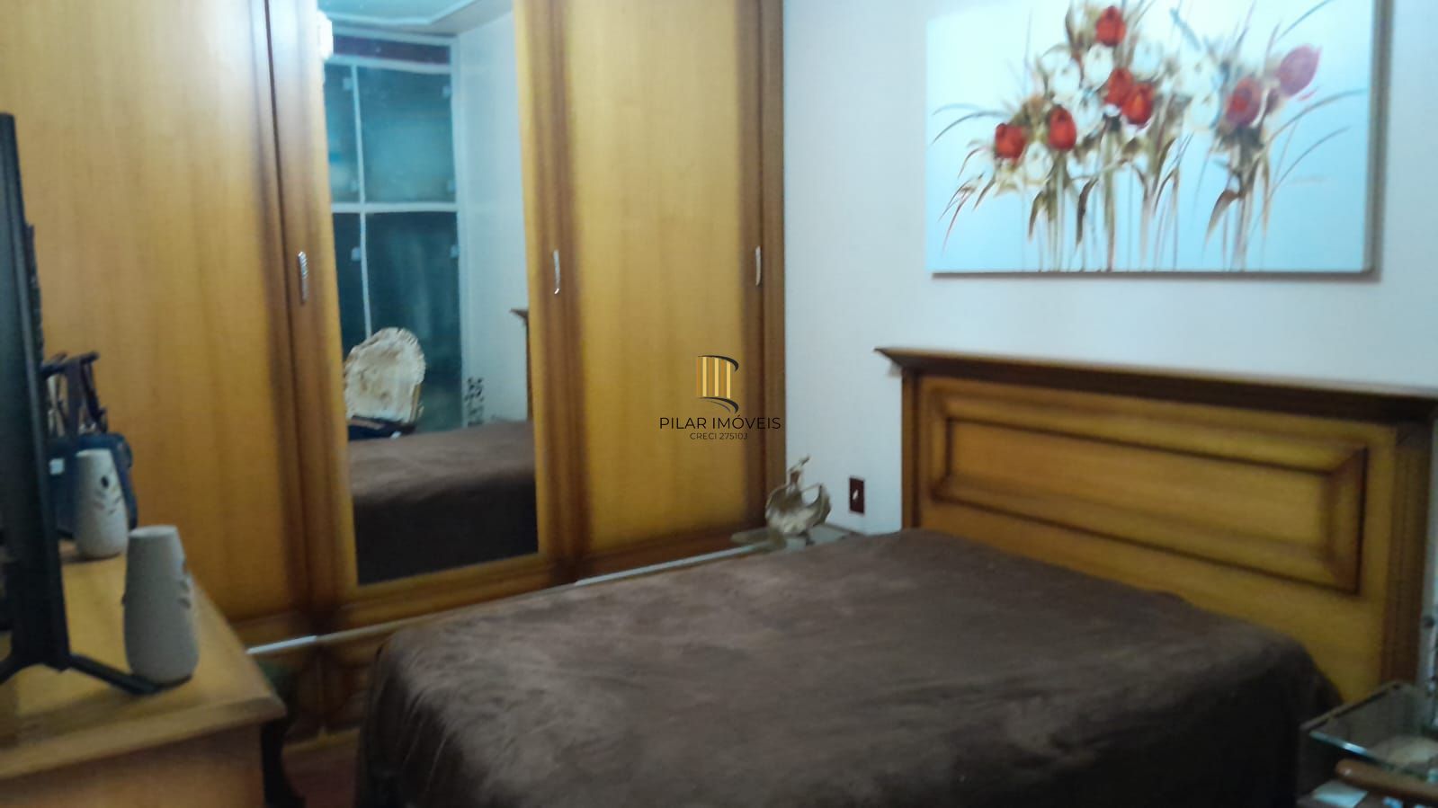 Apartamento com sacda, 2 quartos à venda na Avenida Desembargador André da Rocha, próximo Lima e Silva em Porto Alegre