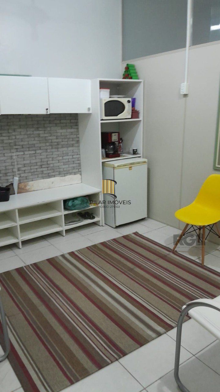 Ampla sala térrea com 200,98m2,na Lima e Silva