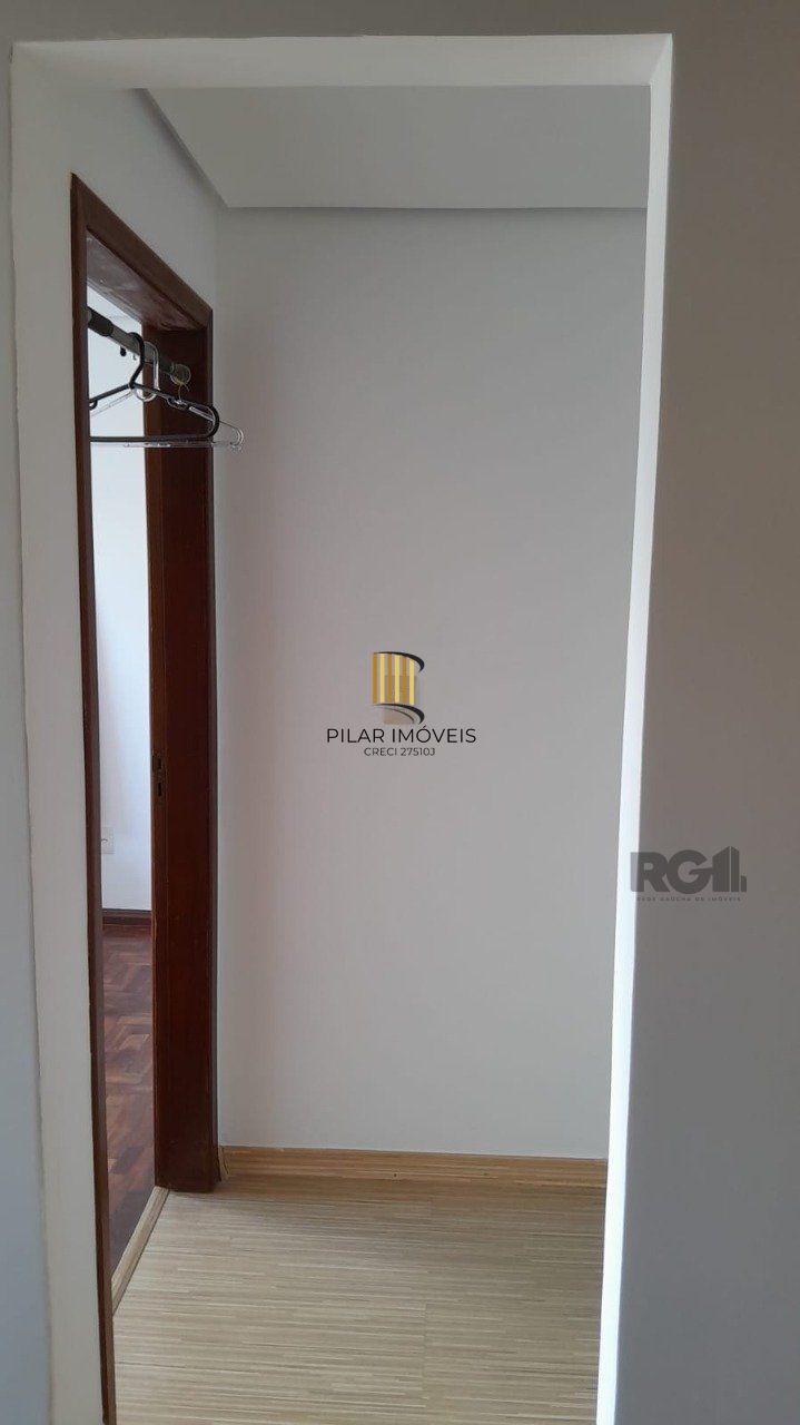 Apartamento 1 dormitório,andar alto,na Coronel Genuíno,com box