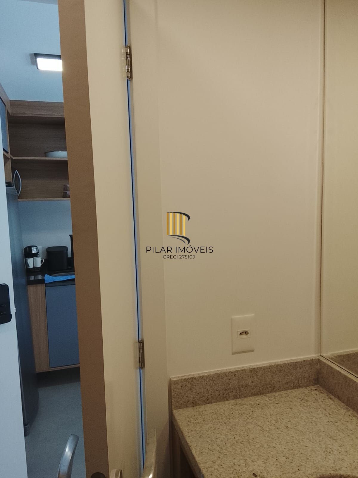 STUDIO ANDAR ALTO C BAIXA EM FRENTE A REDENÇÃO Porto Alegre