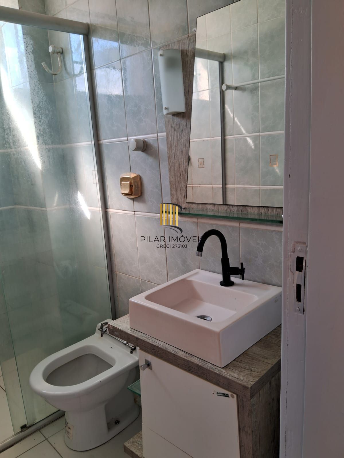 Apartamento,1 quarto,andar alto, na Tristeza,prédio com Churrasaqueira