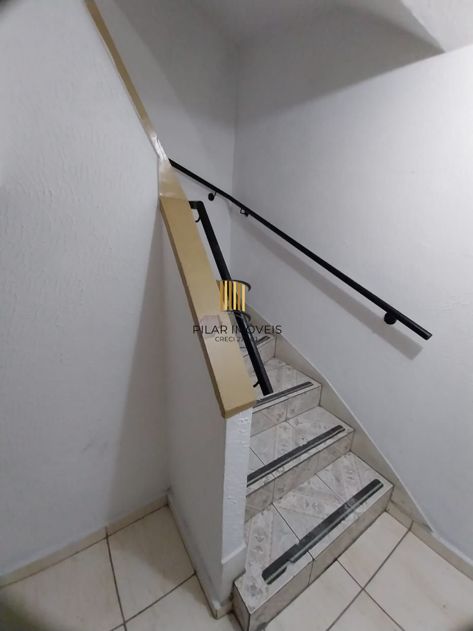 JK na Cidade Baixa, 2 piso, elevador, Preço atrativo.