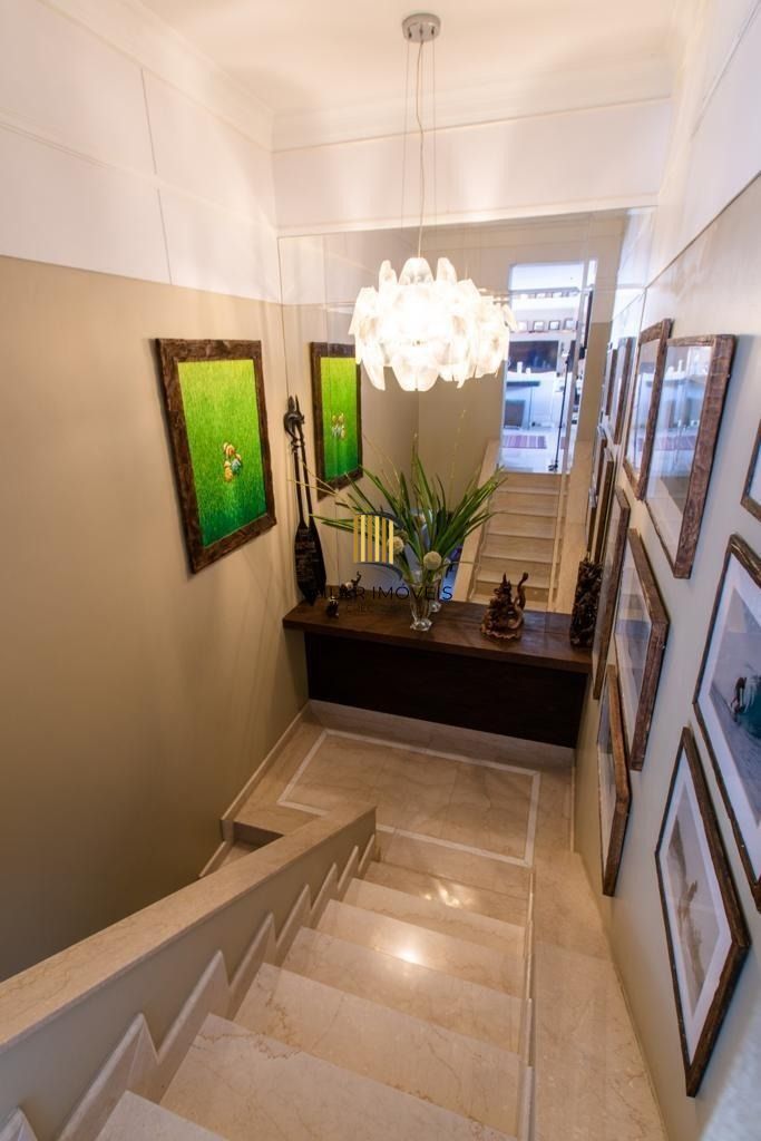 Apartamento para Venda - 279m², 3 dormitórios, sendo 1 suites, 4 vagas - Boa Vista