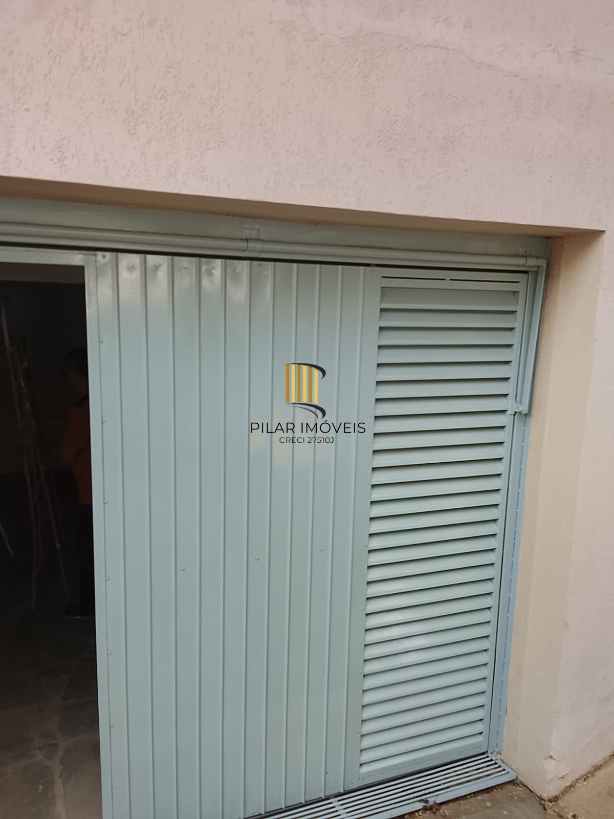 Excelente apto 2 dormitório recém reformado, vaga coberta e fechada - Vila Ipiranga