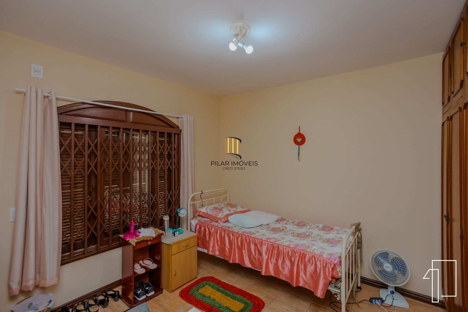 Oportunidade sobrado 2/3 pisos com 21D e 19 suítes - Jdm Botânico - P. Alegre.