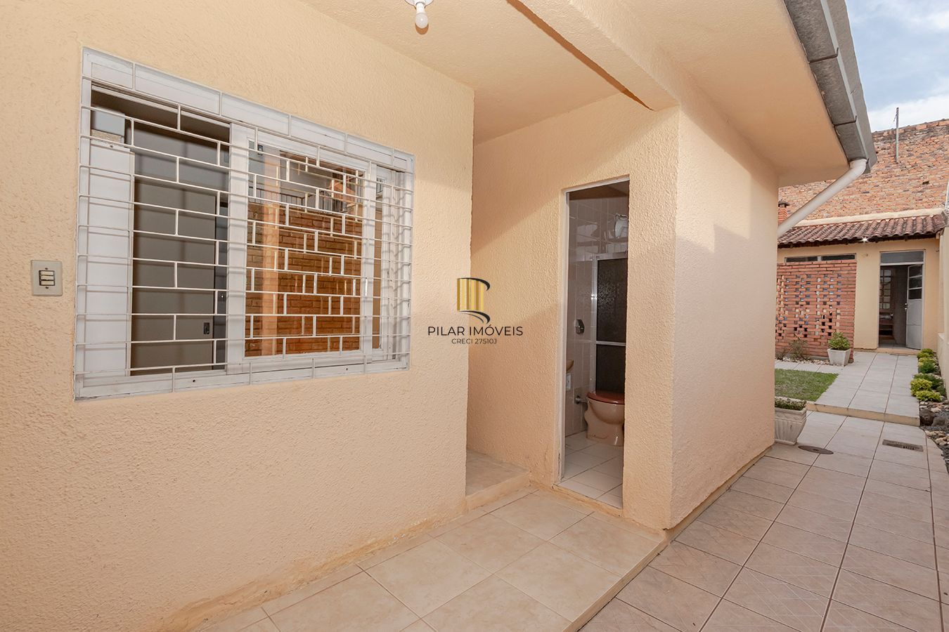 Bela residência,mobiliada e ampla com 222 M2 à venda com EXCLUSIVIDADE !