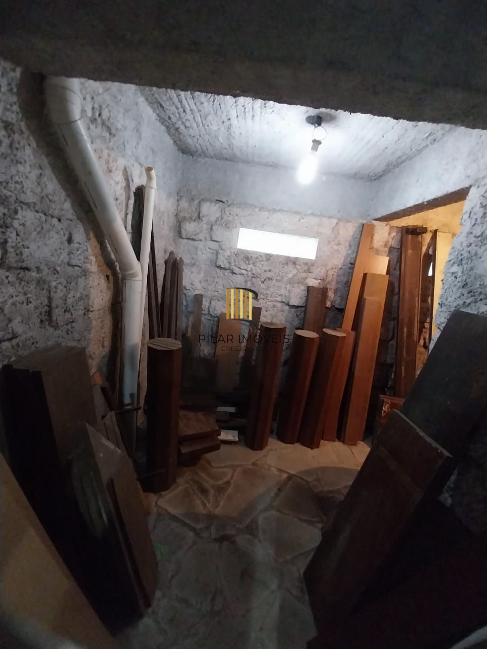 Casa ampla 5 D E 4 Banheiros, 2 vagas - Sta Tereza - Porto Alegre