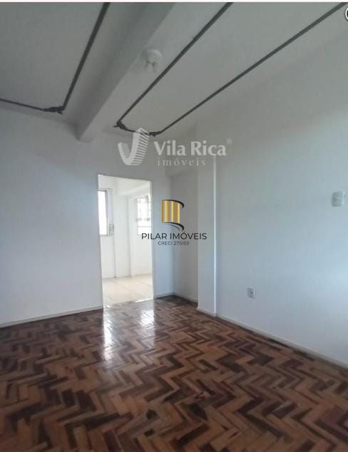 Excelente e amplo apartamento 2D desocupado na Cidade Baixa, Porto Alegre, Preço Atrativo.