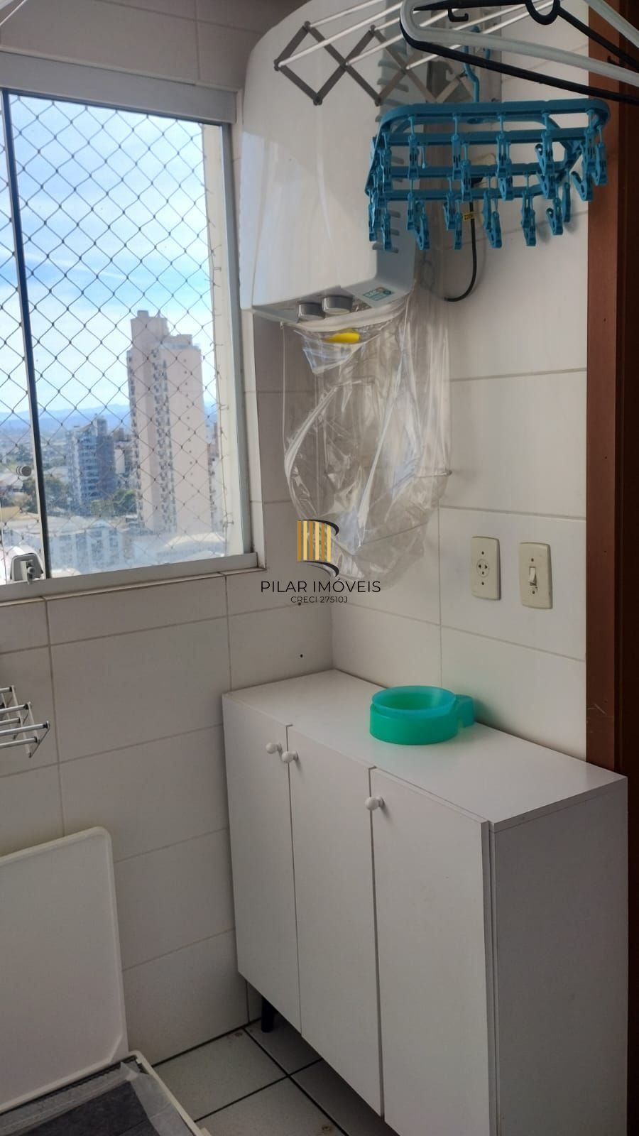 EXCELENTE, ApTº 3 Dormitórios, 1 Suíte, 2 vagas, no centro, São Leopoldo. Preço Baixo