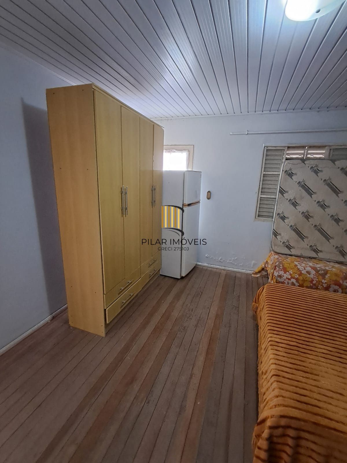 Sítio à Venda com 1390m² e 3 dormitórios,sendo 1 suíte, por R$ 198.000