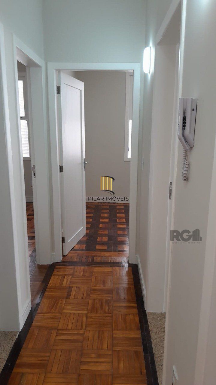 Apartamento 2 dormitórios no bairro Azenha