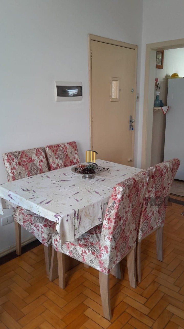 Apartamento 2 Dormitórios,box,elevador,Bairro Centro Histórico