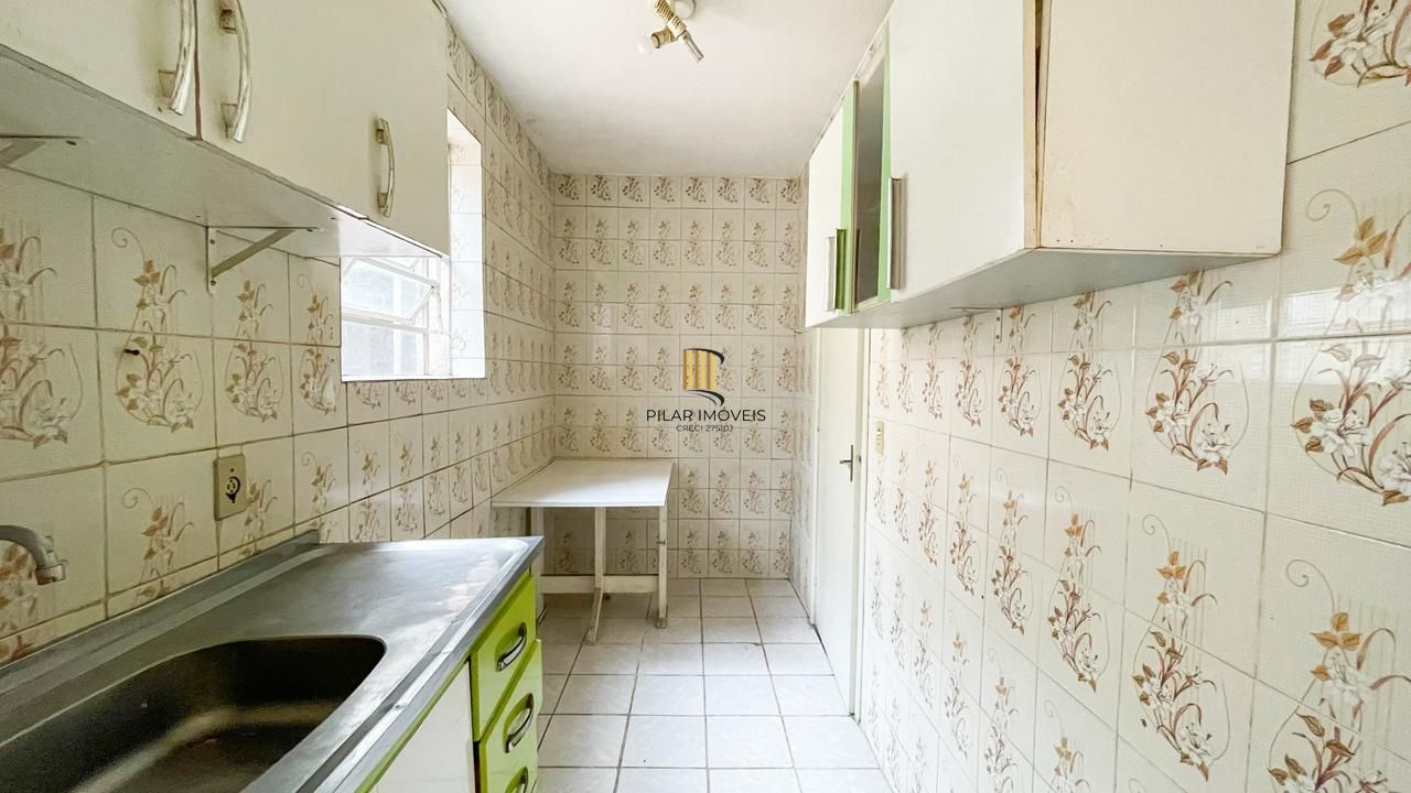 Localização e Oportunidade, apart. 2 Dorm. 2 Banh. Área de serv. Dep. ou outro quarto.
