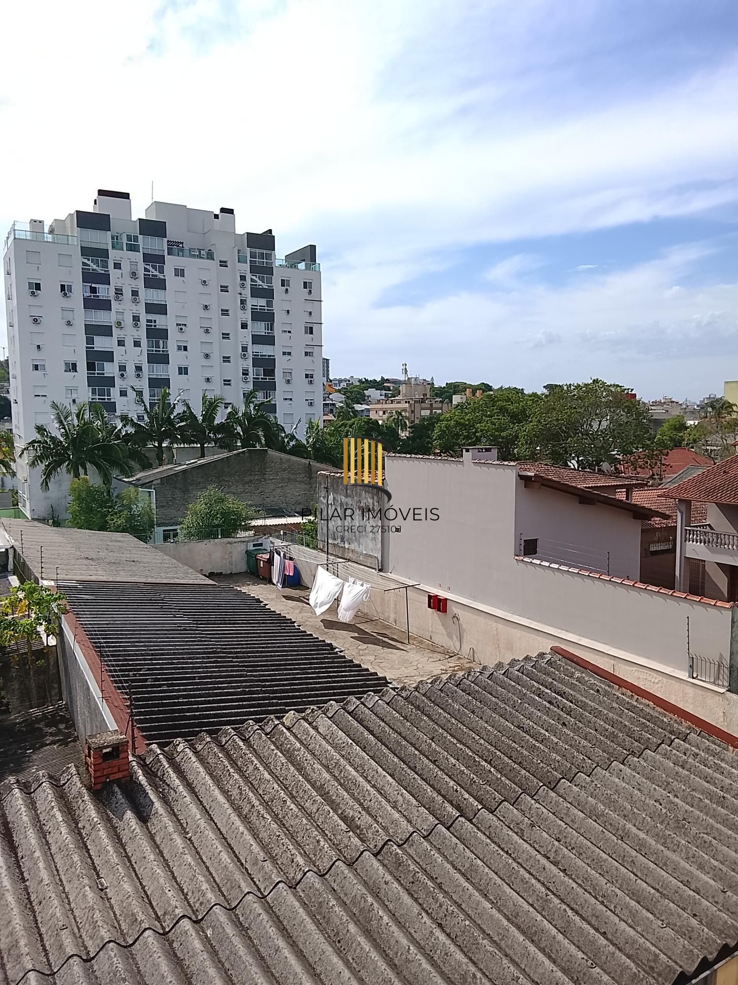 Ótimo apartamento 1D, desocupado na Medianeira, preço atrativo.
