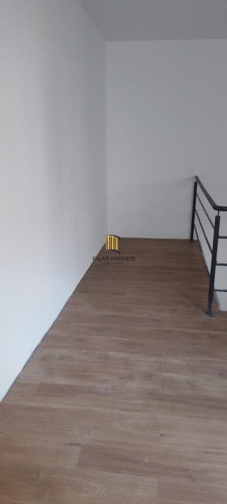 DUPLEX 1D NA CIDADE BAIXA MEZANINO COM CLOSET