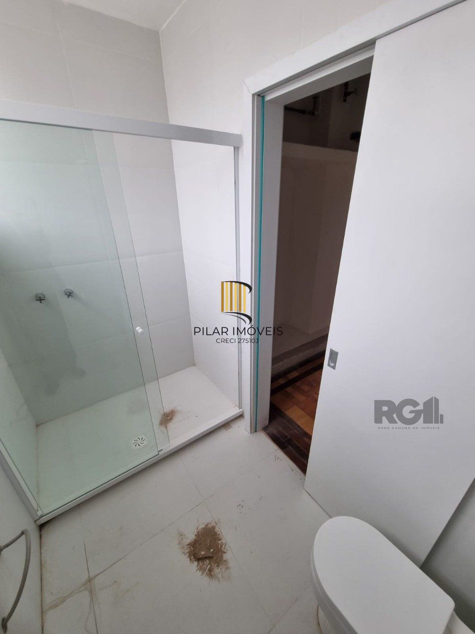 Apartamento 3 dormitórios ao lado da Tok Stok da Rua 24 de Outubro,com box