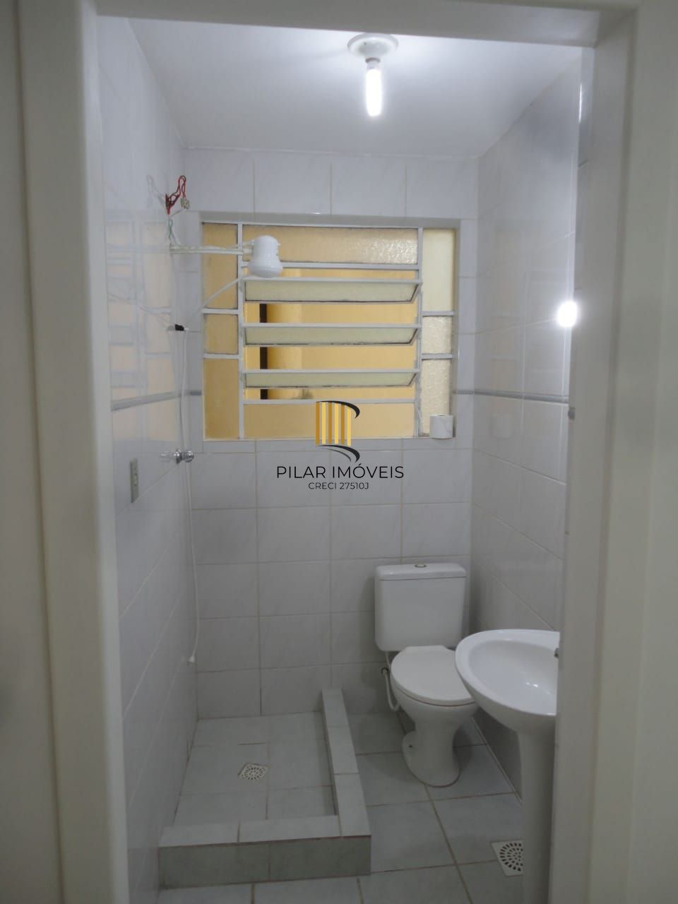JK recém reformado, 2 piso, elevador, andradas esquina com Bento Martins, centro histórico