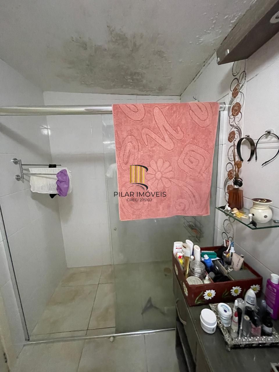 Casa 5 dormitórios no bairro Partenon