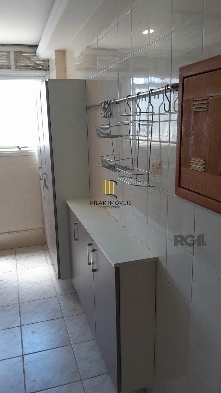 Apartamento 1 dormitório,andar alto,na Coronel Genuíno,com box