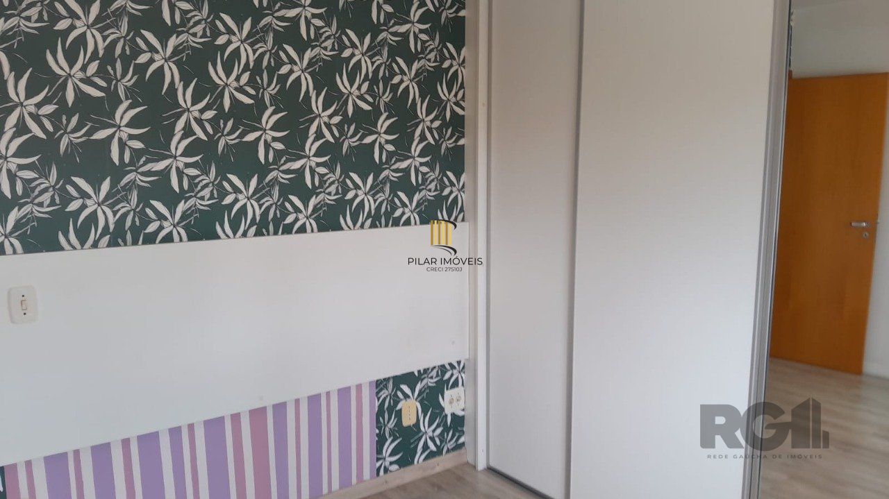 Apartamento semi- mobiliado 02 dormitórios, 01 suíte,andar alto,na Cidade Baixa