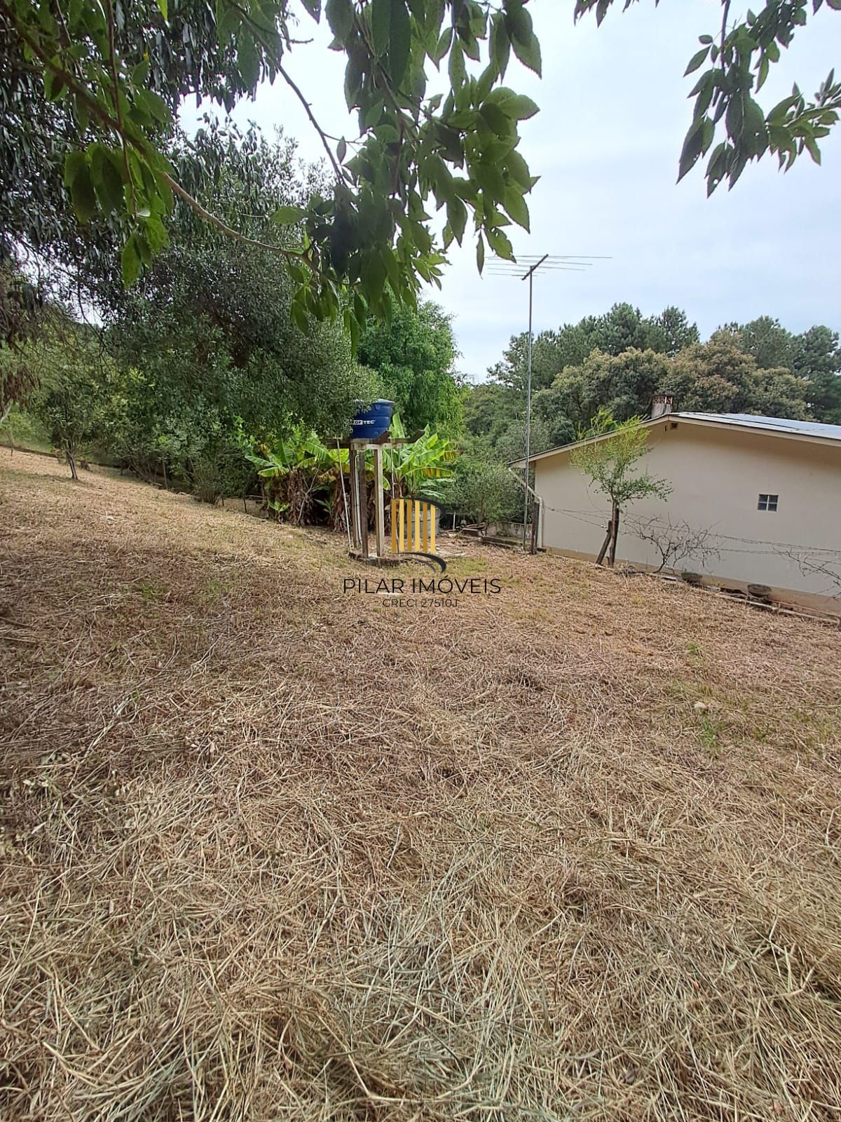 Sítio à Venda com 1390m² e 3 dormitórios,sendo 1 suíte, por R$ 198.000