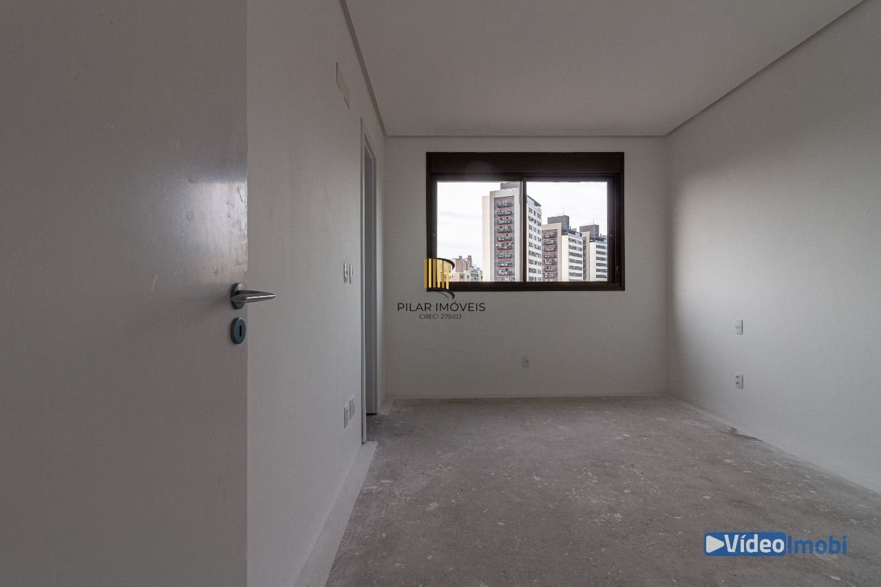 Apartamento, 78.4m², 2 dormitórios, sendo 2 suites, 1 vaga, Petrópolis