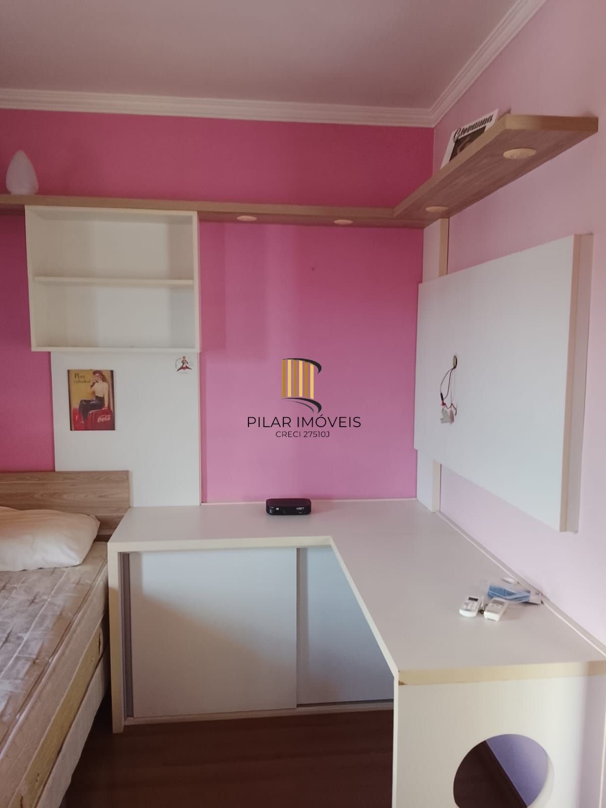 CASA / SOBRADO 5D e 10 vagas 3 Banheiros - Pátio enorme c/ Jacuzi e Pergolado - Living 3 ambientes - Sta Teresa