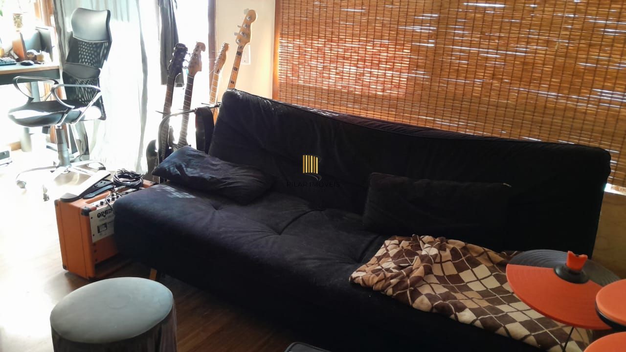 Ótimo apartamento 1 quarto,andar alto com sacada, na Fernando machado