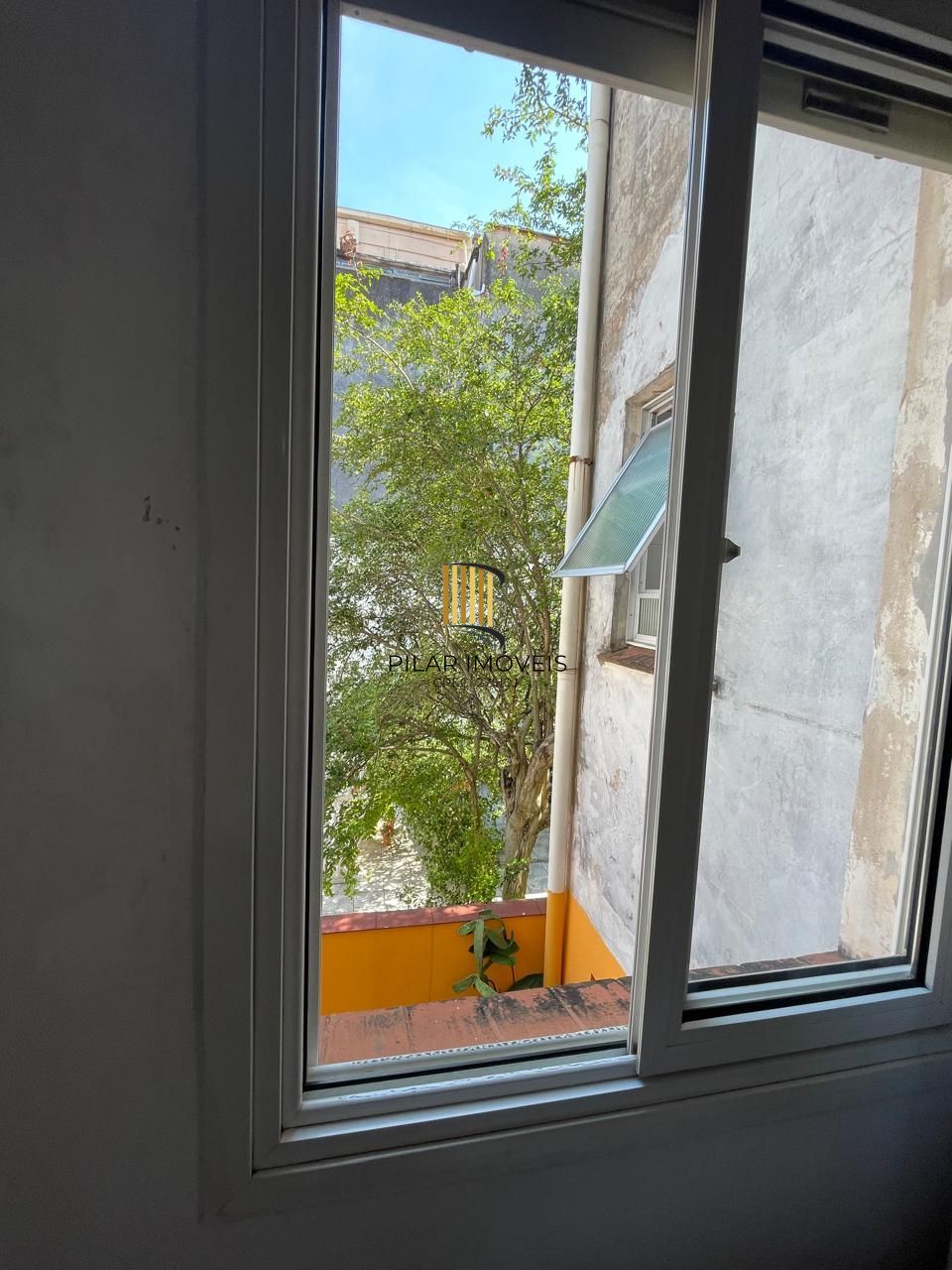 Apartamento 3 dormitórios no bairro Azenha