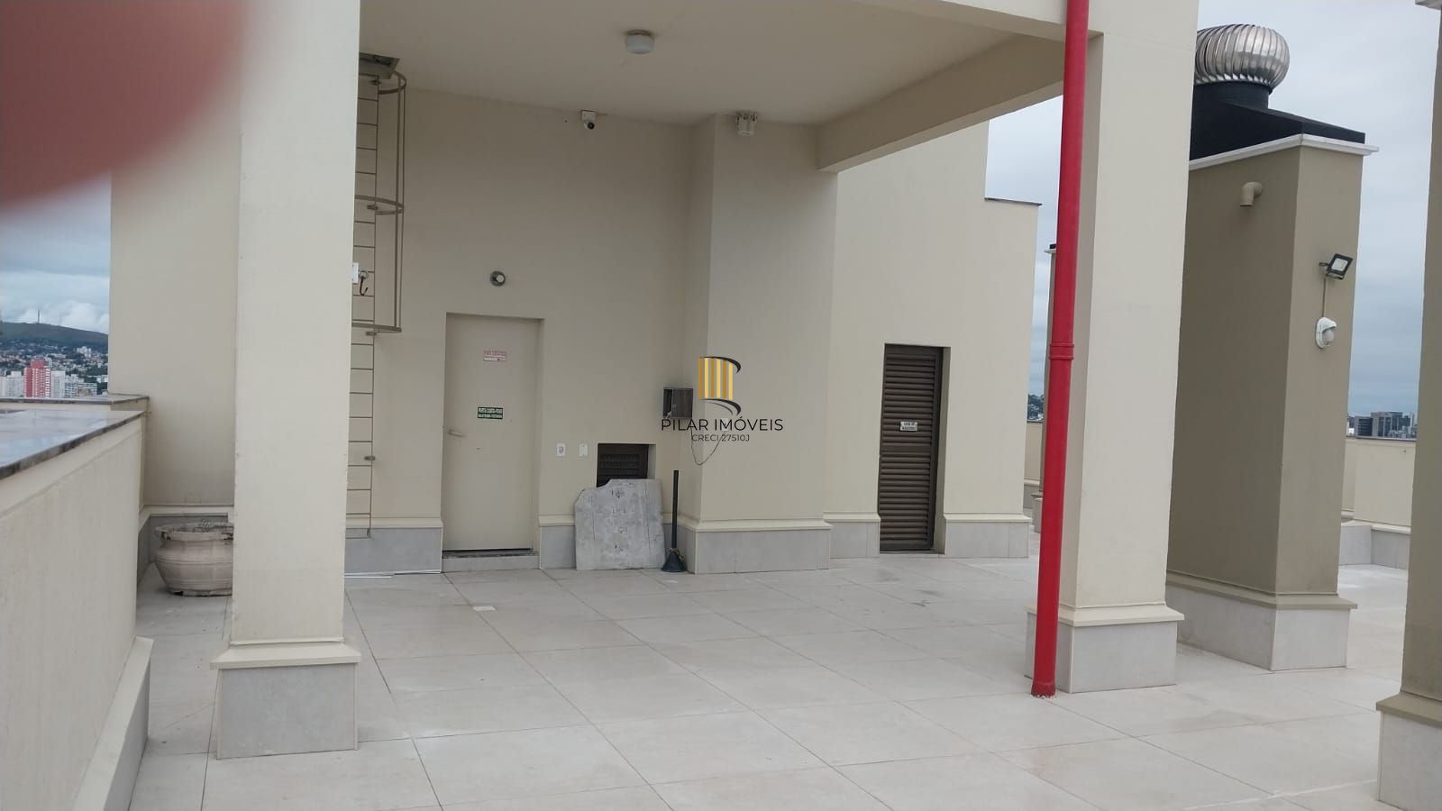 Excelente OPORTUNIDADE! Apto 3 quartos (1 suite) 2 banheiros, com infraestutura de club e Home Office!