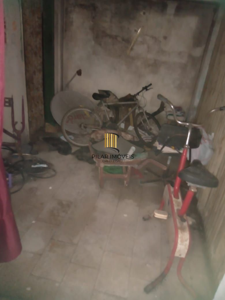 Casa 3D 2 Vagas Pátio no Rosa Maria - Gravataí - desocupada, avariada.