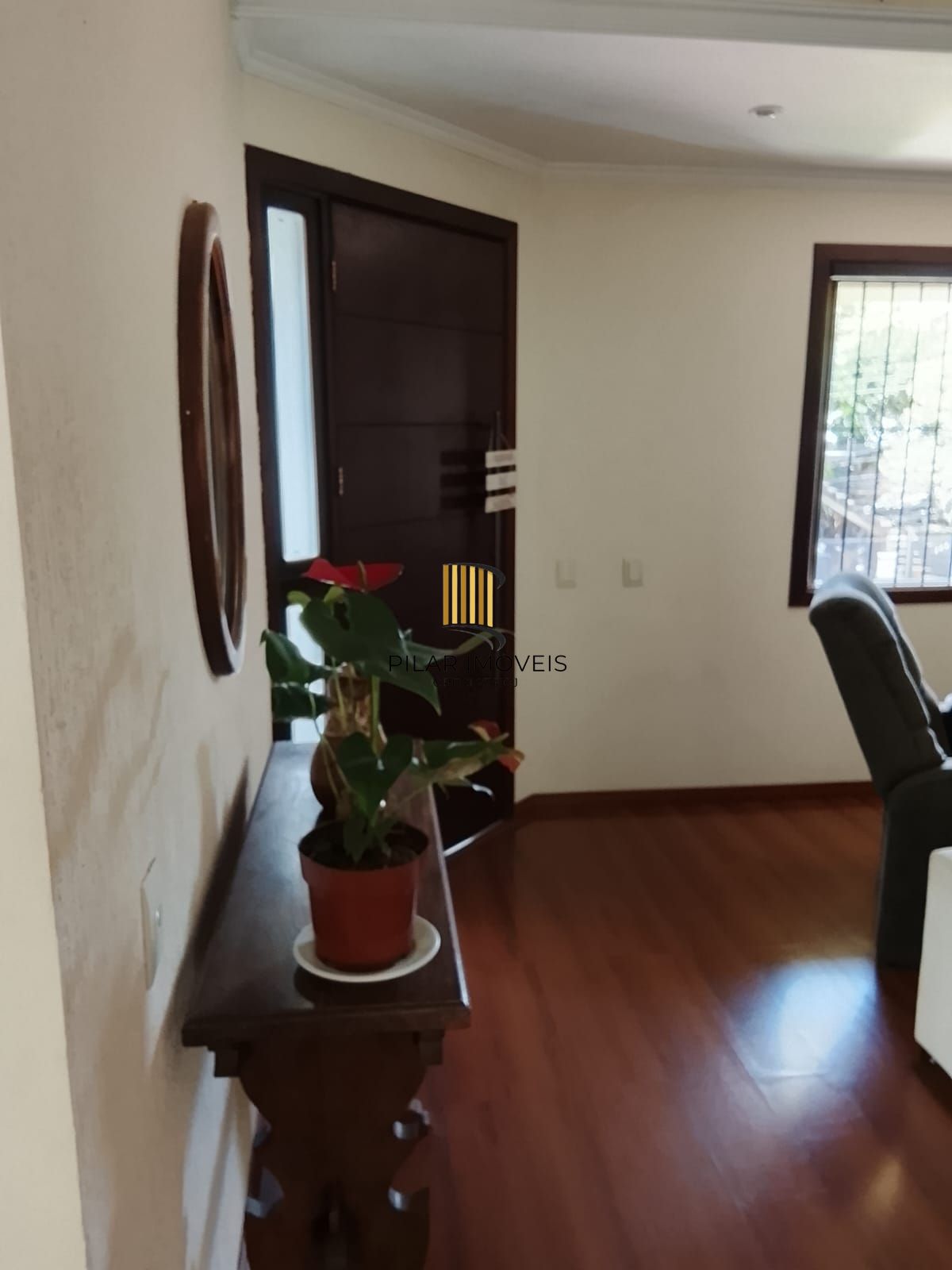 CASA / SOBRADO 5D e 10 vagas 3 Banheiros - Pátio enorme c/ Jacuzi e Pergolado - Living 3 ambientes - Sta Teresa