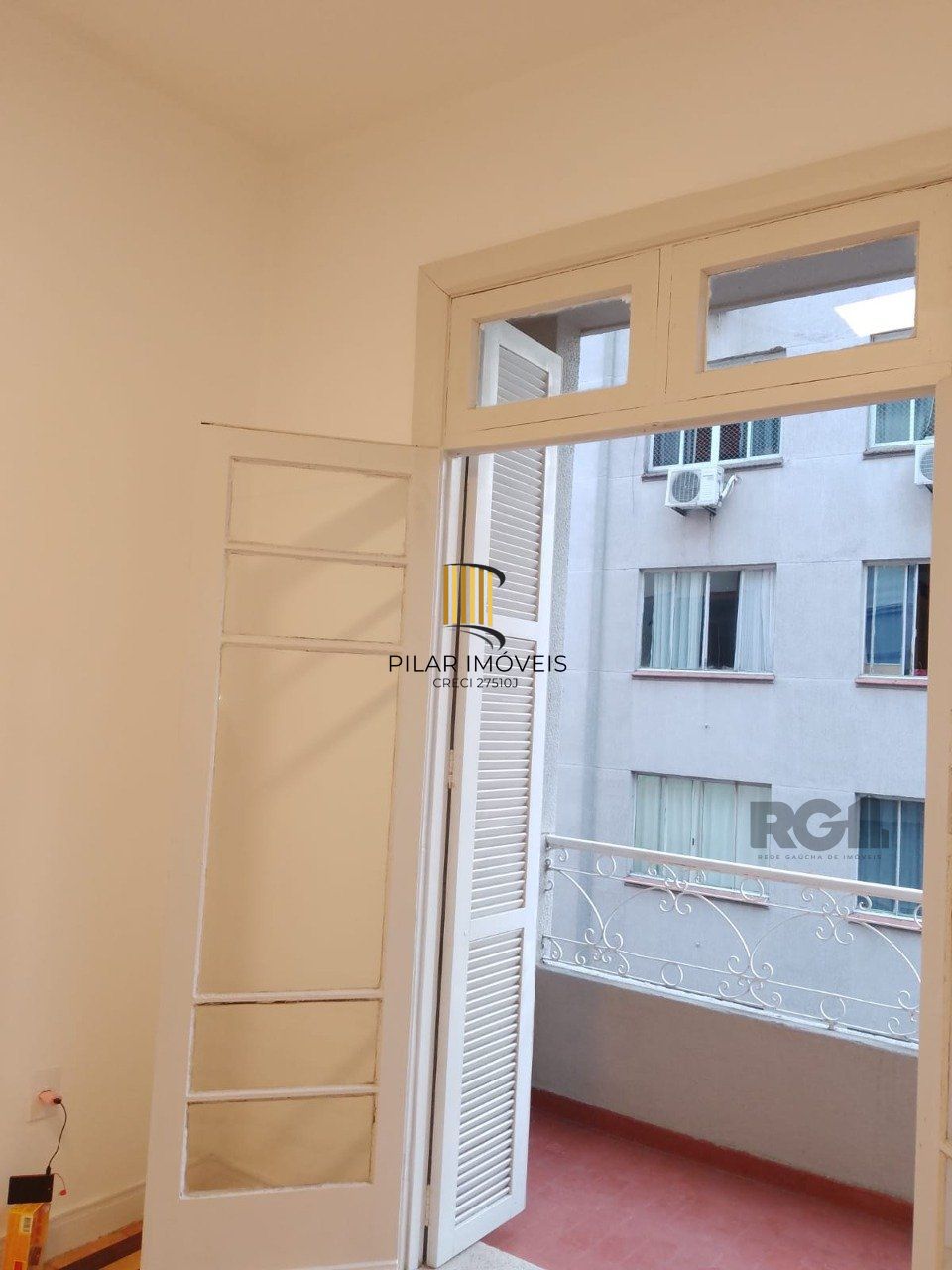 Raridade, apartamento 3 dormitórios,reformado, desocupado,no Centro