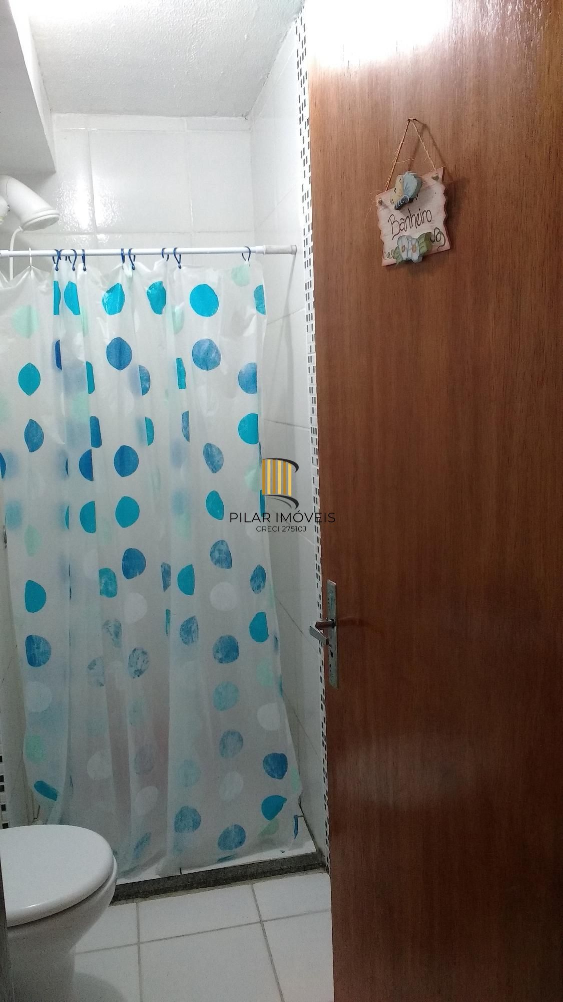 Apartamento com vaga coberta