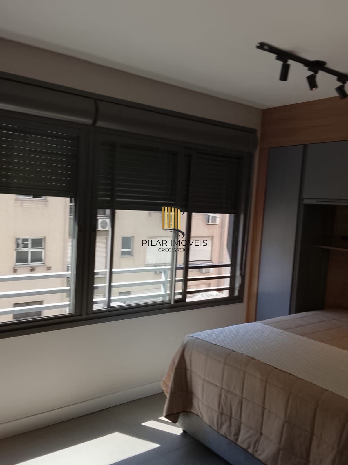 STUDIO ANDAR ALTO C BAIXA EM FRENTE A REDENÇÃO Porto Alegre