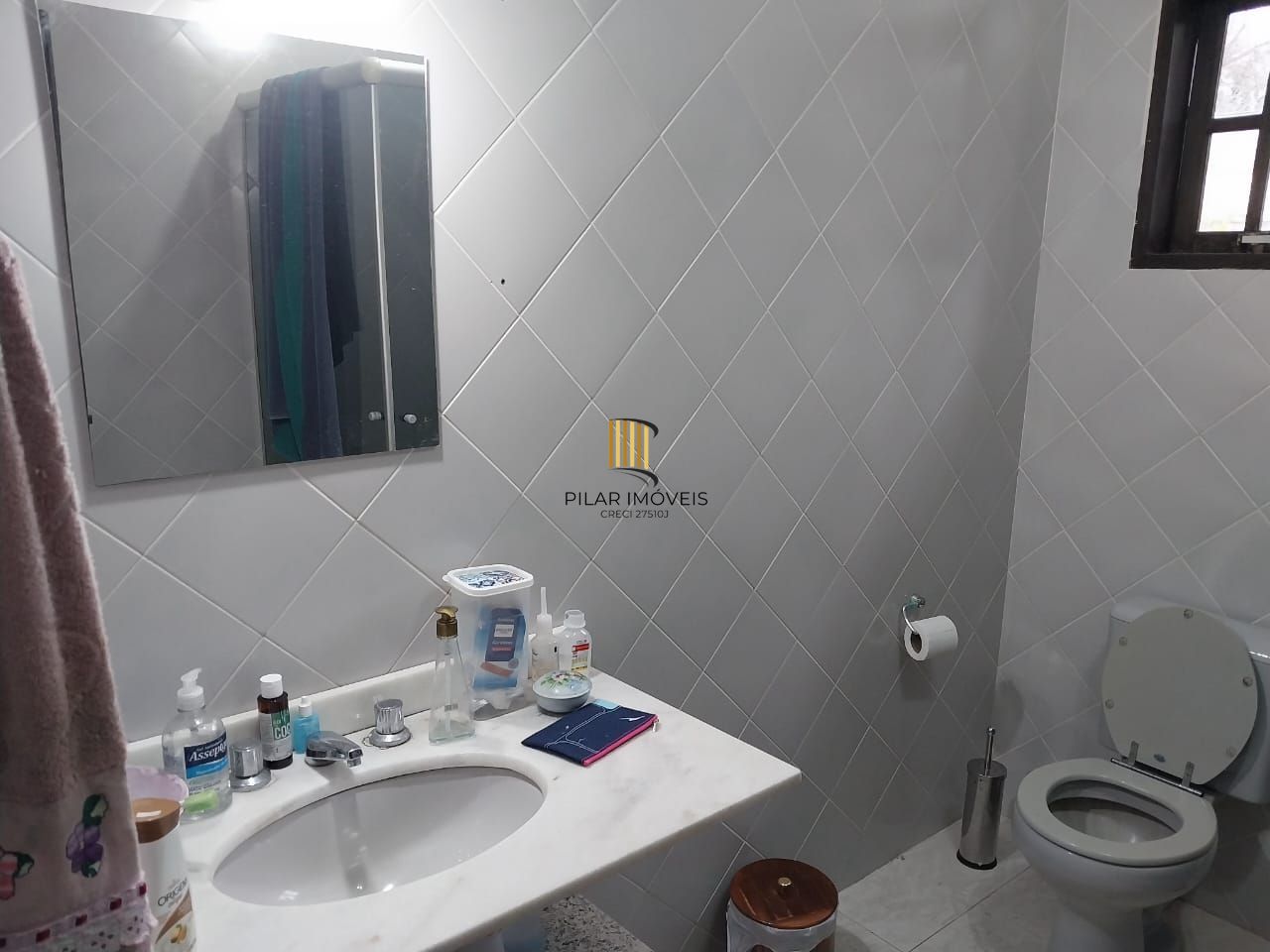 Casa ampla 5 D E 4 Banheiros, 2 vagas - Sta Tereza - Porto Alegre