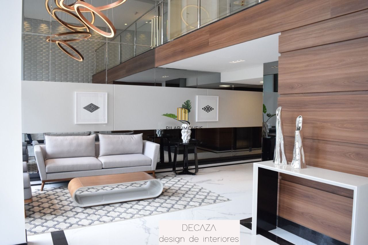 Apartamento para Venda - 70.67m², 2 dormitórios, sendo 1 suites, 2 vagas - Petrópolis