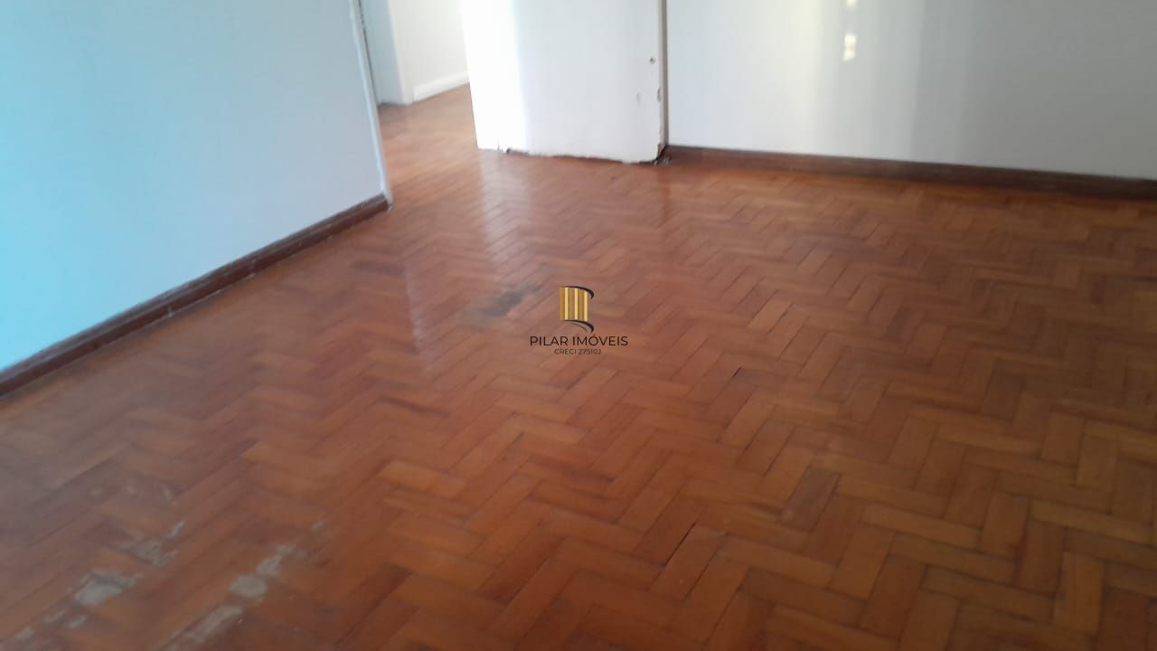 Amplo apartamento de frente de 2 quartos,com sacada,churrasqueira na cozinha