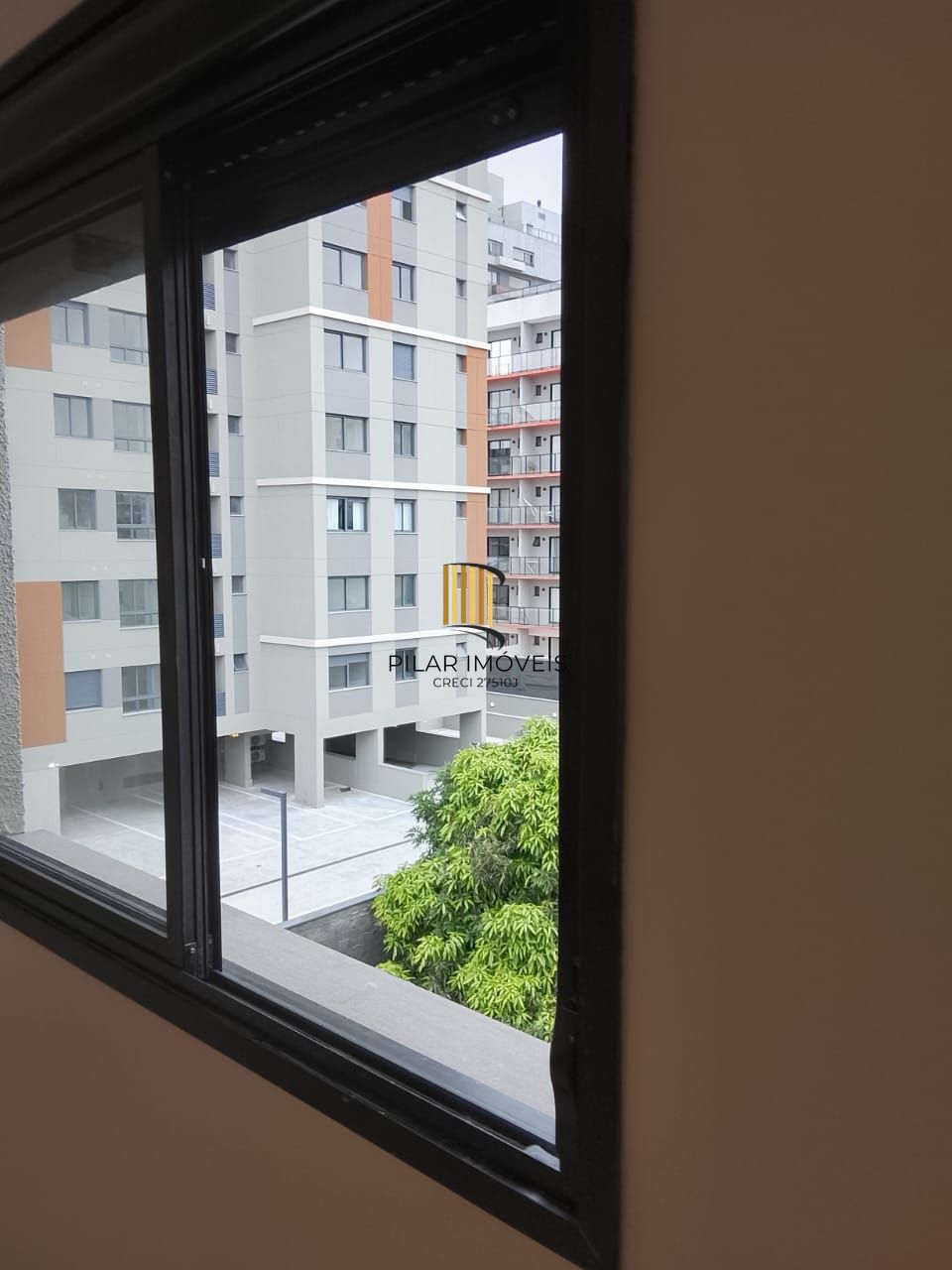 DUPLEX 1D NA CIDADE BAIXA MEZANINO COM CLOSET