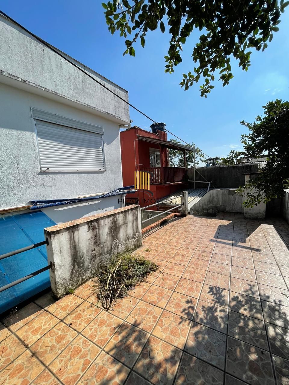 Casa 5 dormitórios no bairro Partenon