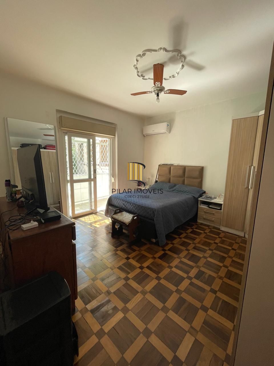 Apartamento 3 dormitórios no bairro Azenha