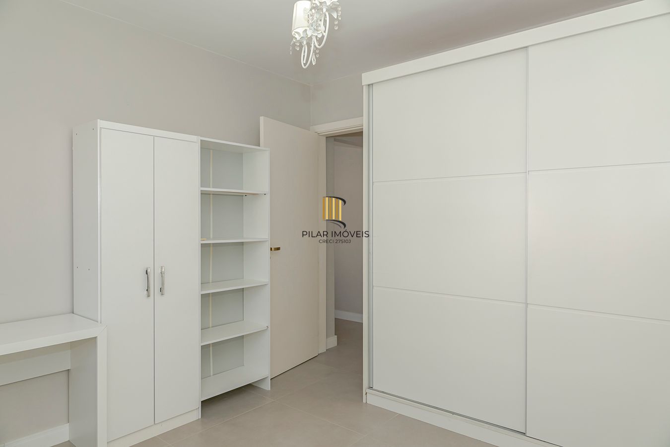 Belo Apartamento no Condominio Vergéis