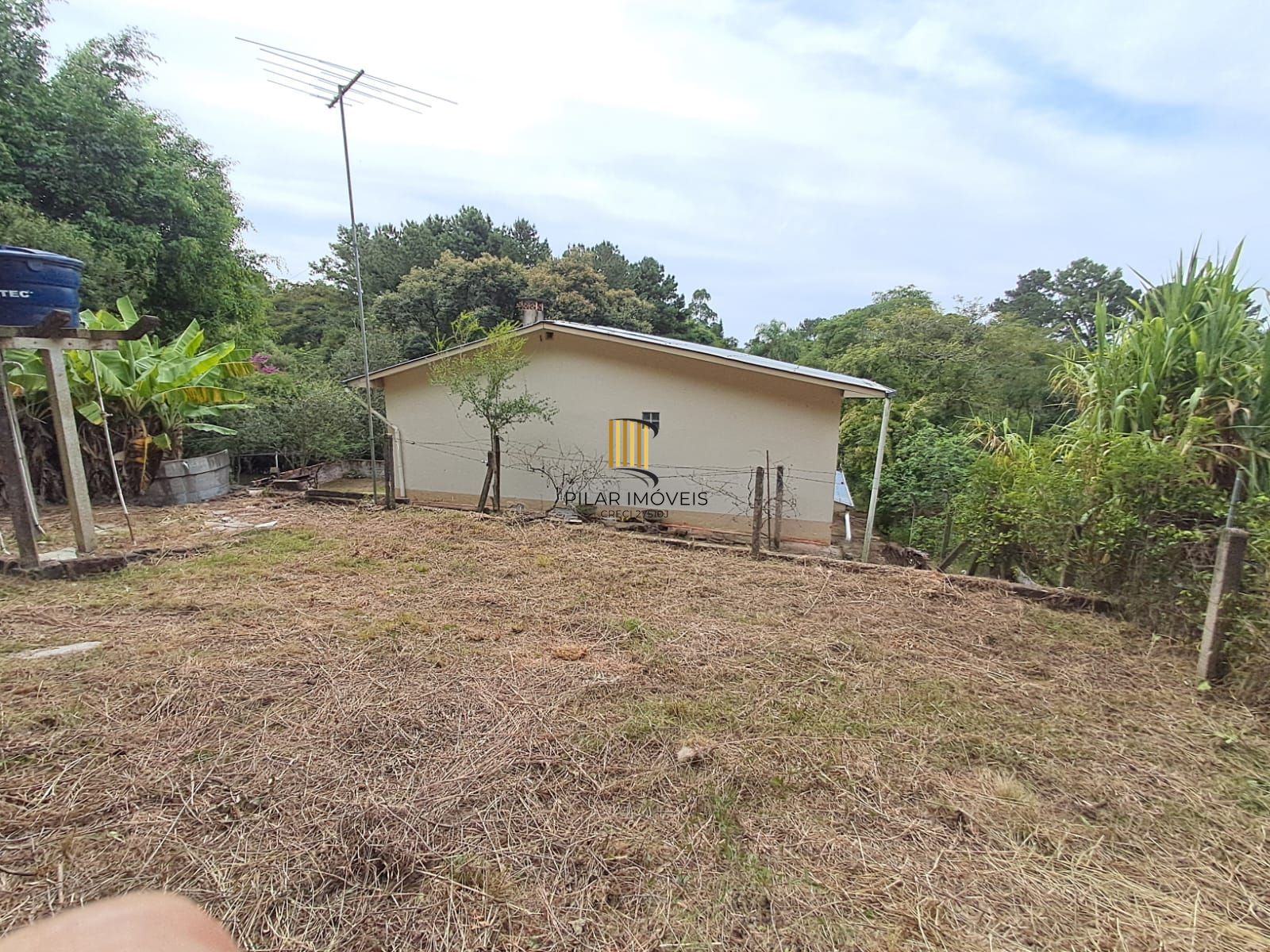 Sítio à Venda com 1390m² e 3 dormitórios,sendo 1 suíte, por R$ 198.000