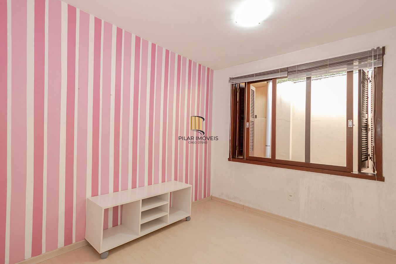 Bela residência,mobiliada e ampla com 222 M2 à venda com EXCLUSIVIDADE !