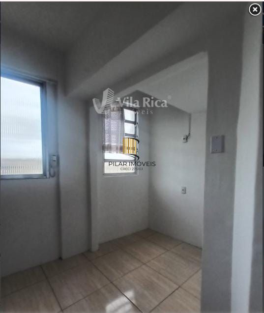 Excelente e amplo apartamento 2D desocupado na Cidade Baixa, Porto Alegre, Preço Atrativo.