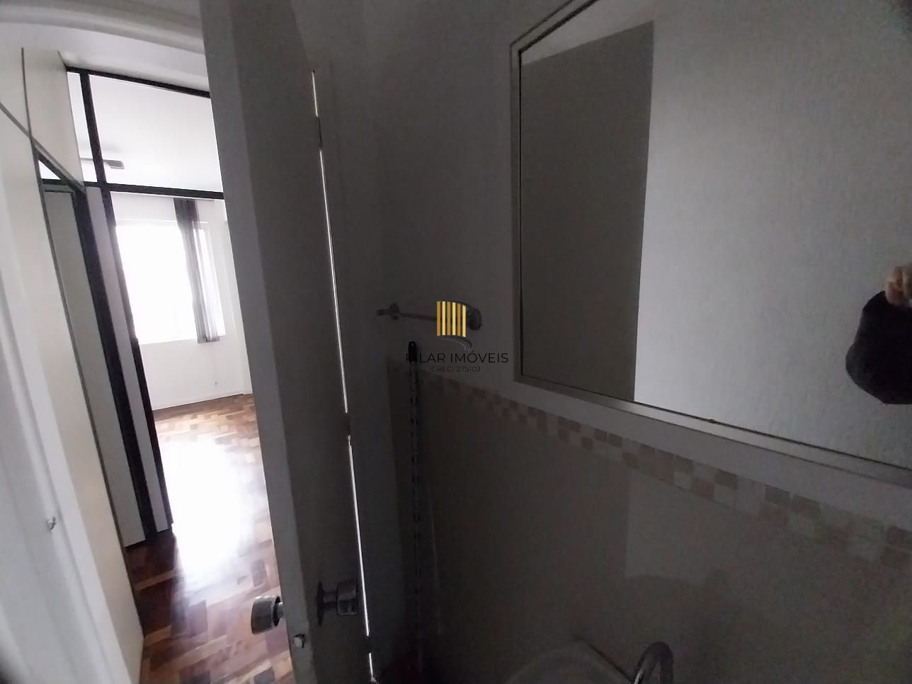 Oportunidade Sala Comercial Centro Frente andar Alto, Preço ATRATIVO.