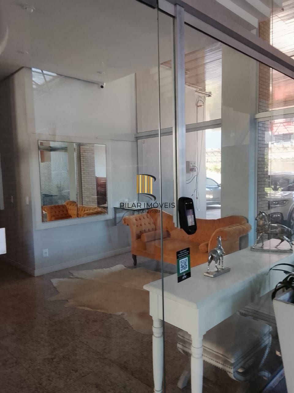 Excelente 2D C/Suíte e vaga coberta Três Figueiras - Porto Alegre